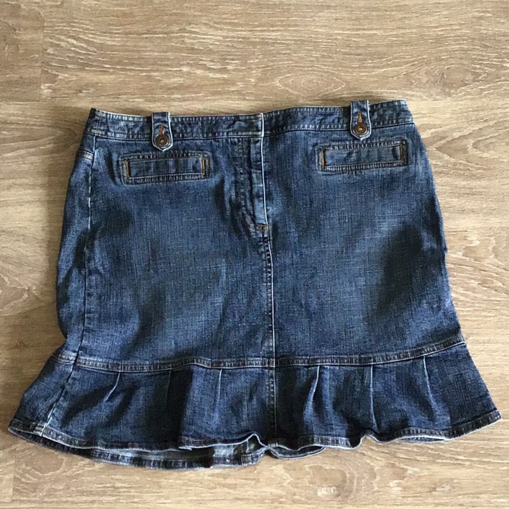 Loft ruffle trim denim skirt size 12